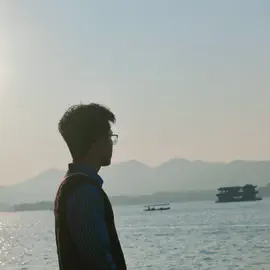 Hongwei Yuan